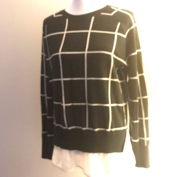 Sweater - Picture 4 of 4